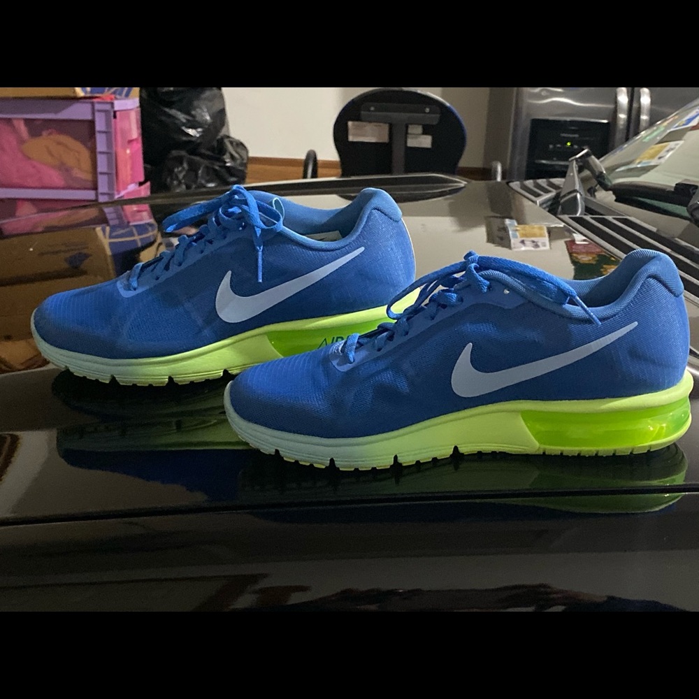 Women’s Sequent Nike AirMax